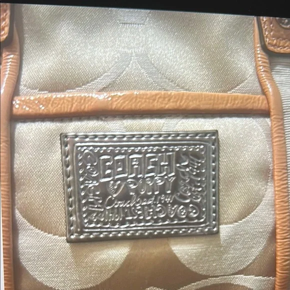 Coach poppy tartan Cream Shoulder Bag with Signature Style - Picture 2 of 7